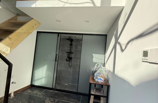 西太平巷平房小区1室0厅10.1㎡135万二手房图片