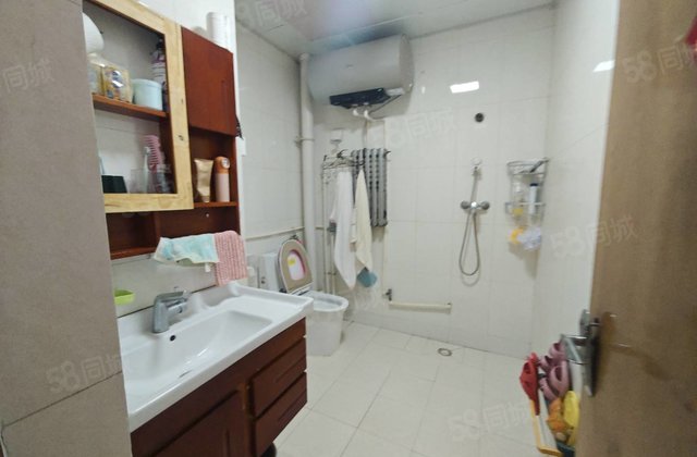 电大家属院 南北通透 正规三室 领包入住