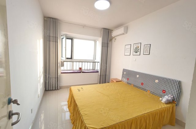 文轩总 外国语附近 干净三室 随时可看房