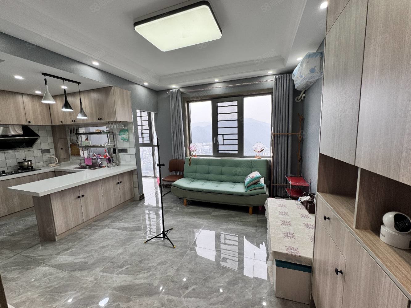 腾龙国际2室1厅1卫55㎡南35万