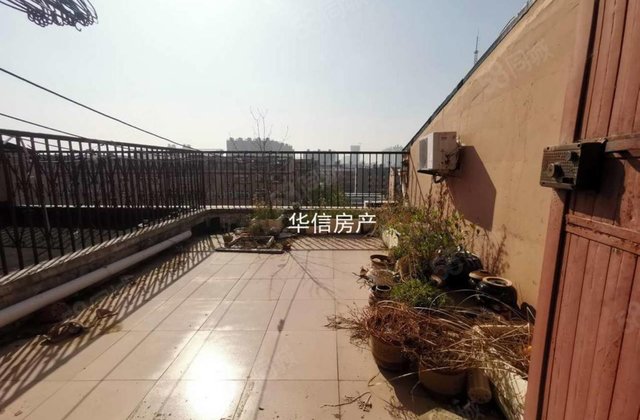 文轩本部 外国语 柳园小区 6加7复式 内置楼梯 带露台