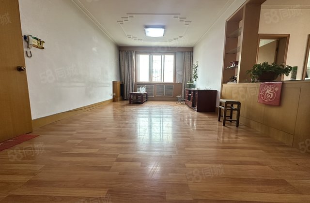东湖小区3室2厅128㎡99万二手房图片