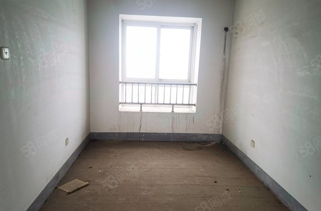 滨湖花园(东区)3室2厅143.05㎡175万二手房图片