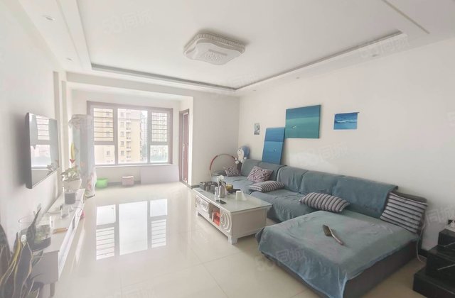 荣盛塞纳荣府3室2厅136.66㎡79万二手房图片