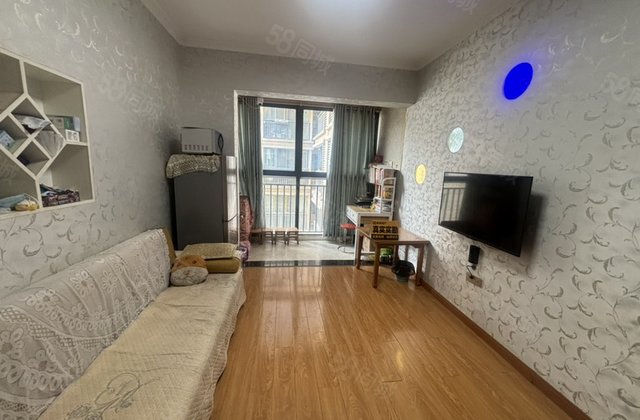 冠城美立方2室1厅1卫55㎡南北32万