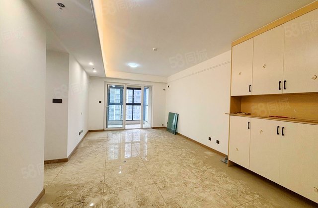 招商依云上城(三期)3室2厅108.06㎡89.9万二手房图片