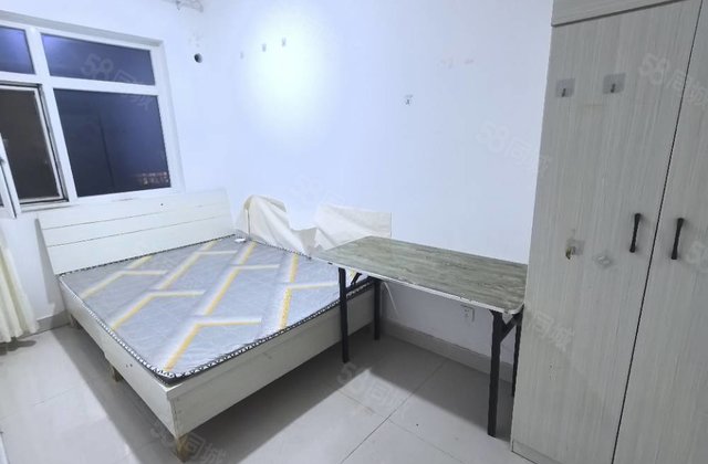 文轩本部 羡林苑 聊大步梯多层   楼层 三室 有证可按揭