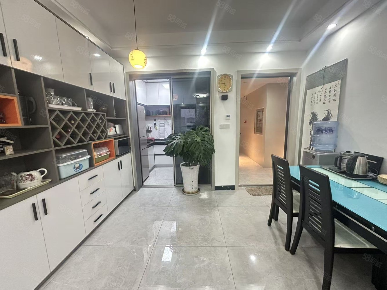 合景泰富云湖天镜3室2厅2卫108㎡南北79.8万