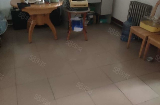 东昌 北顺 聊城大学单位房 多层洋房 135万 停车方便