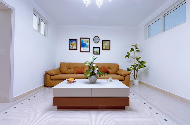 急售     水岸新城 精装修三室二香格里