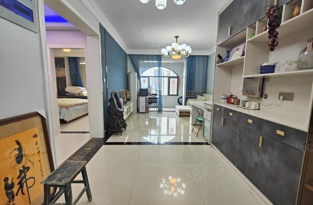 新出急售!孟达国际B2区 精装修空中花园车储免大税 城市玖玺