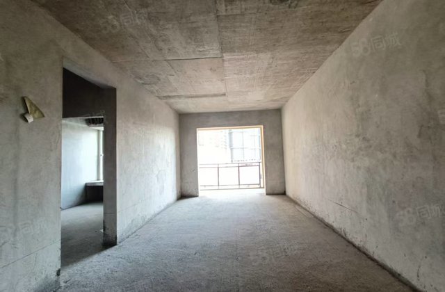 恒诚帝都3室2厅105㎡51万二手房图片