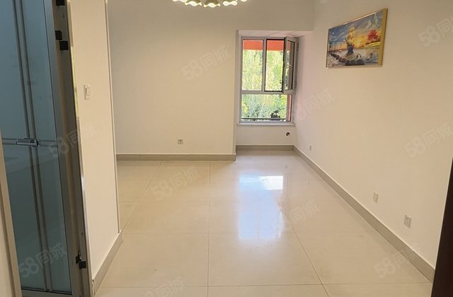 阳光逸墅精装2室带车位免大税