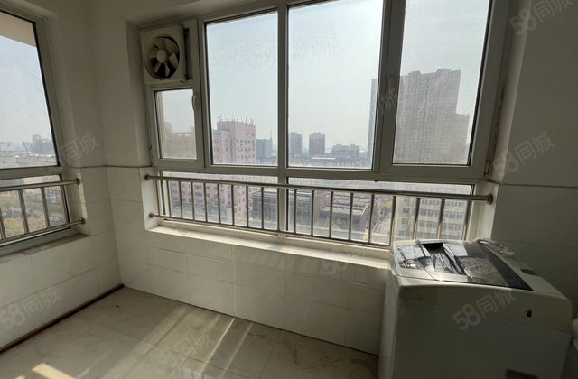 颐馨园，城市之尊，金柱绿城，两室可隔三室 南北通透