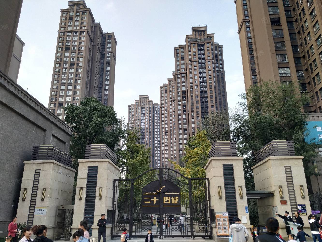 华润二十四城3室2厅1卫90.75㎡南北149万