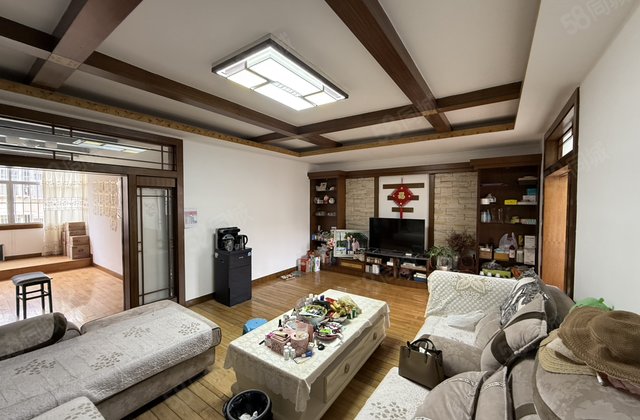 杏花小区4室2厅130㎡38万二手房图片