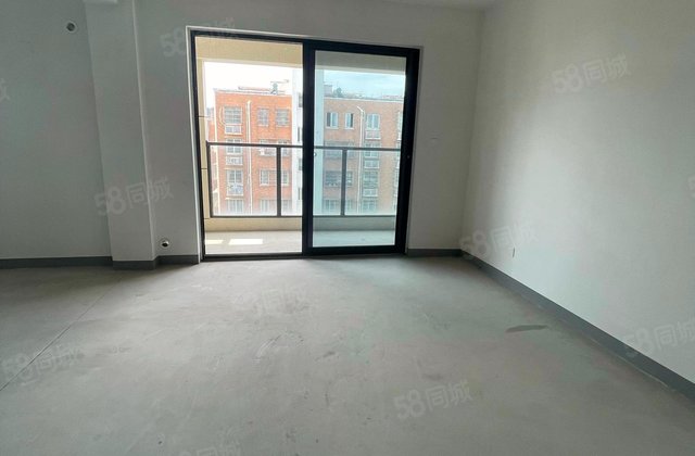 项隘馨园3室2厅97.58㎡120万二手房图片