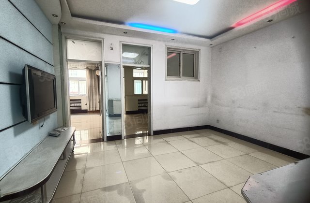 一楼，金柱康城，伟业中华苑，锅炉厂家属院，低总价