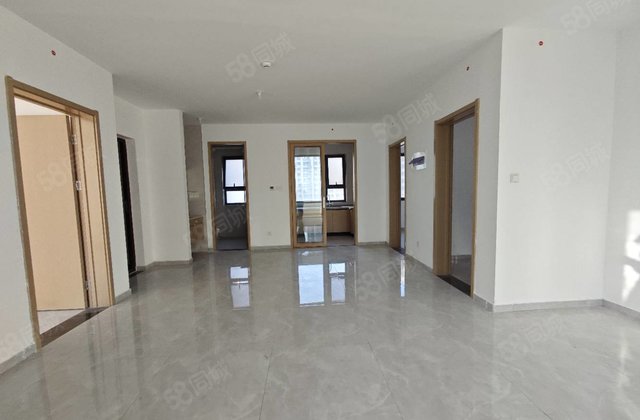 建设东路 中间楼层采光好 次新房 精装修 带电梯