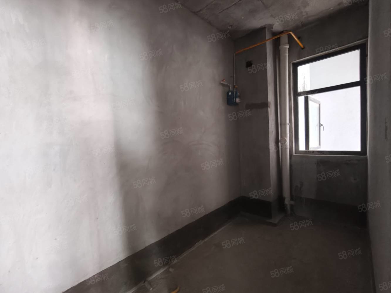 香山苑小区(张湾)3室2厅2卫106㎡南北78万