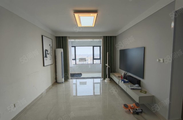 花园路 精装婚房三室 新房刚免大税 送车位 随时可看房