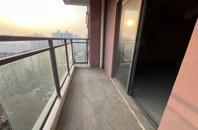 葛洲坝集团中心医院经济适用房3室2厅129㎡70万二手房图片