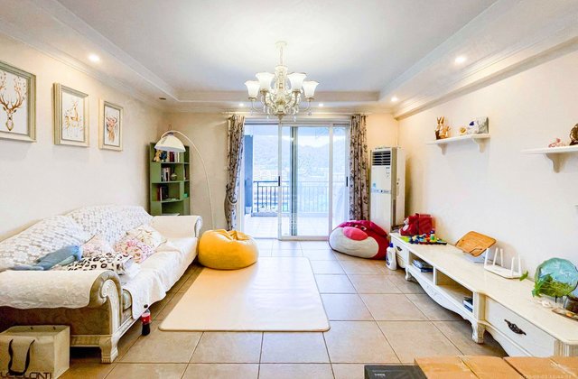 共和世家3室2厅126.74㎡160万二手房图片