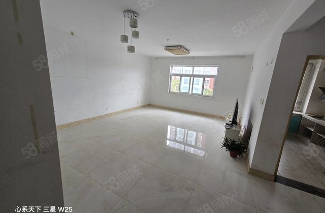 滨河社区   三室朝阳    电梯二楼  有钥匙  一口价