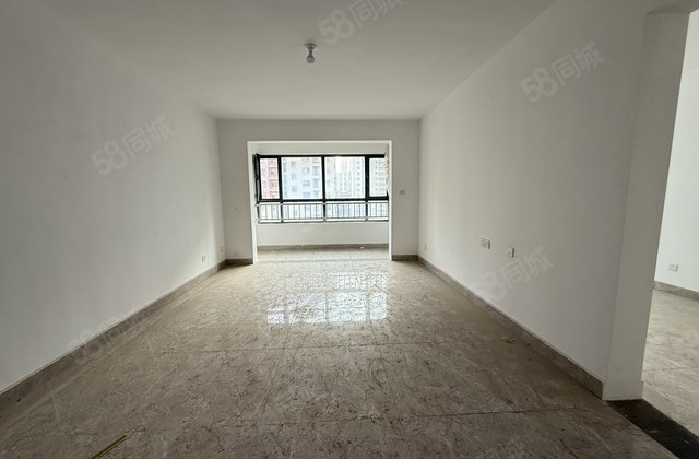 急售！莲湖新城！电梯洋房！带字母车位！储25平！徒骇河！东苑