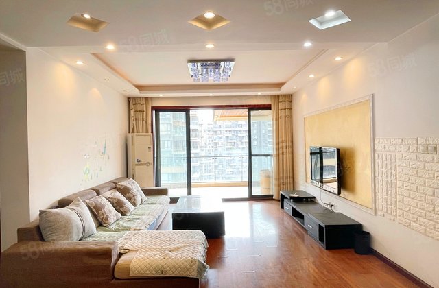 华润凤凰城(一期)3室2厅121㎡357万二手房图片