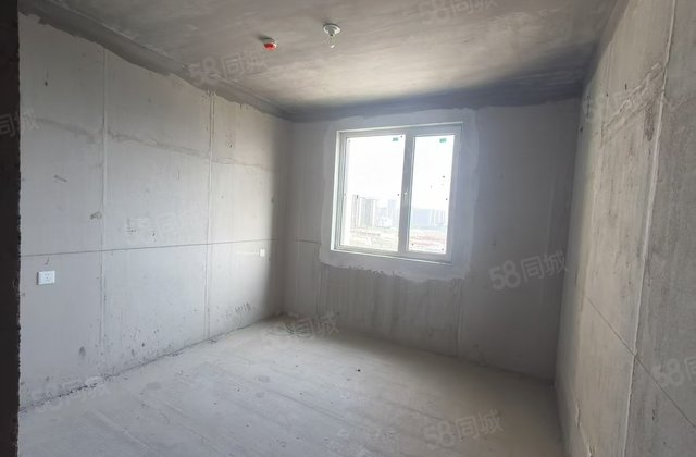 铂悦山3室2厅130㎡82万二手房图片