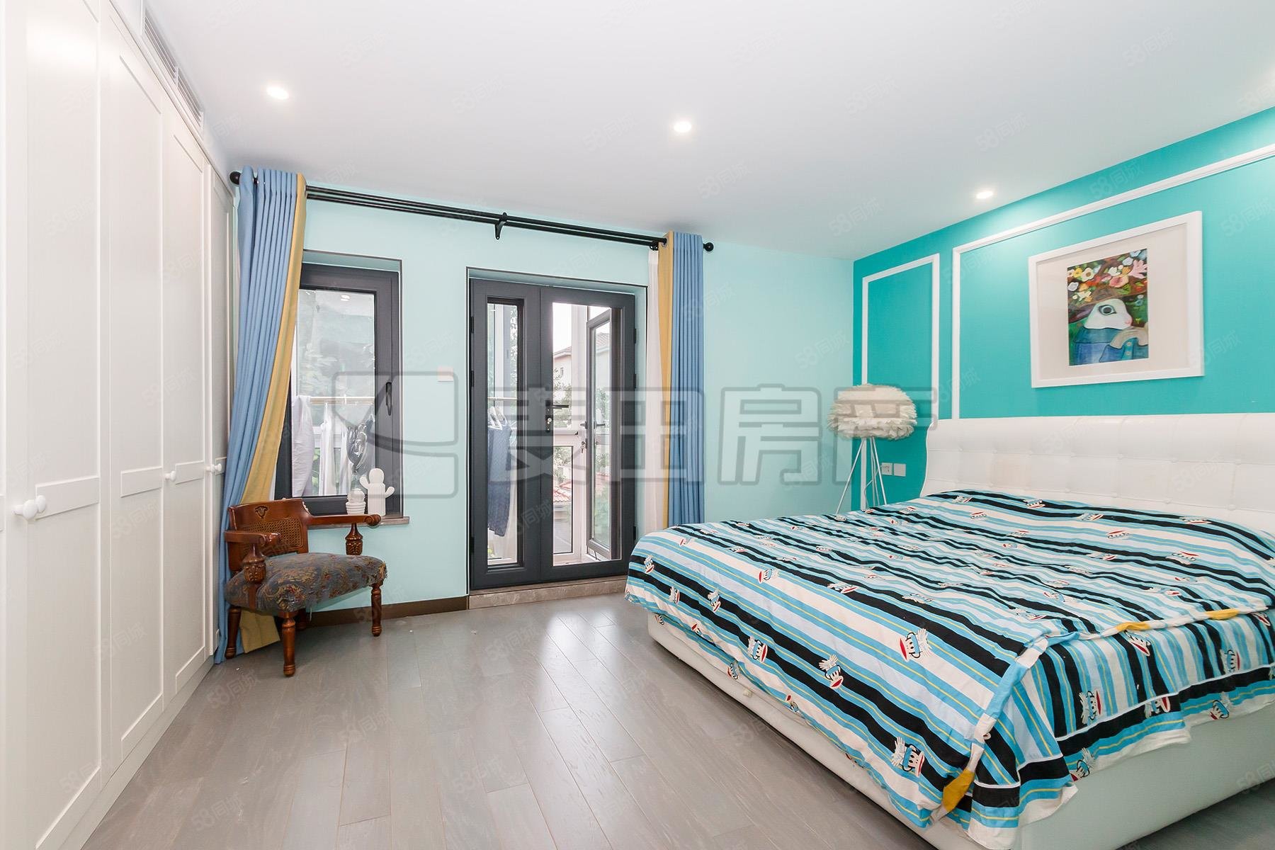 雪梨澳鄉(xiāng)(別墅)3室2廳3衛(wèi)180.34㎡東南1680萬