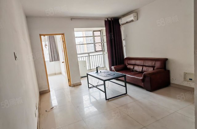 电梯房 满二 3室2厅 简单装修 105平 新东方龙湾在水一