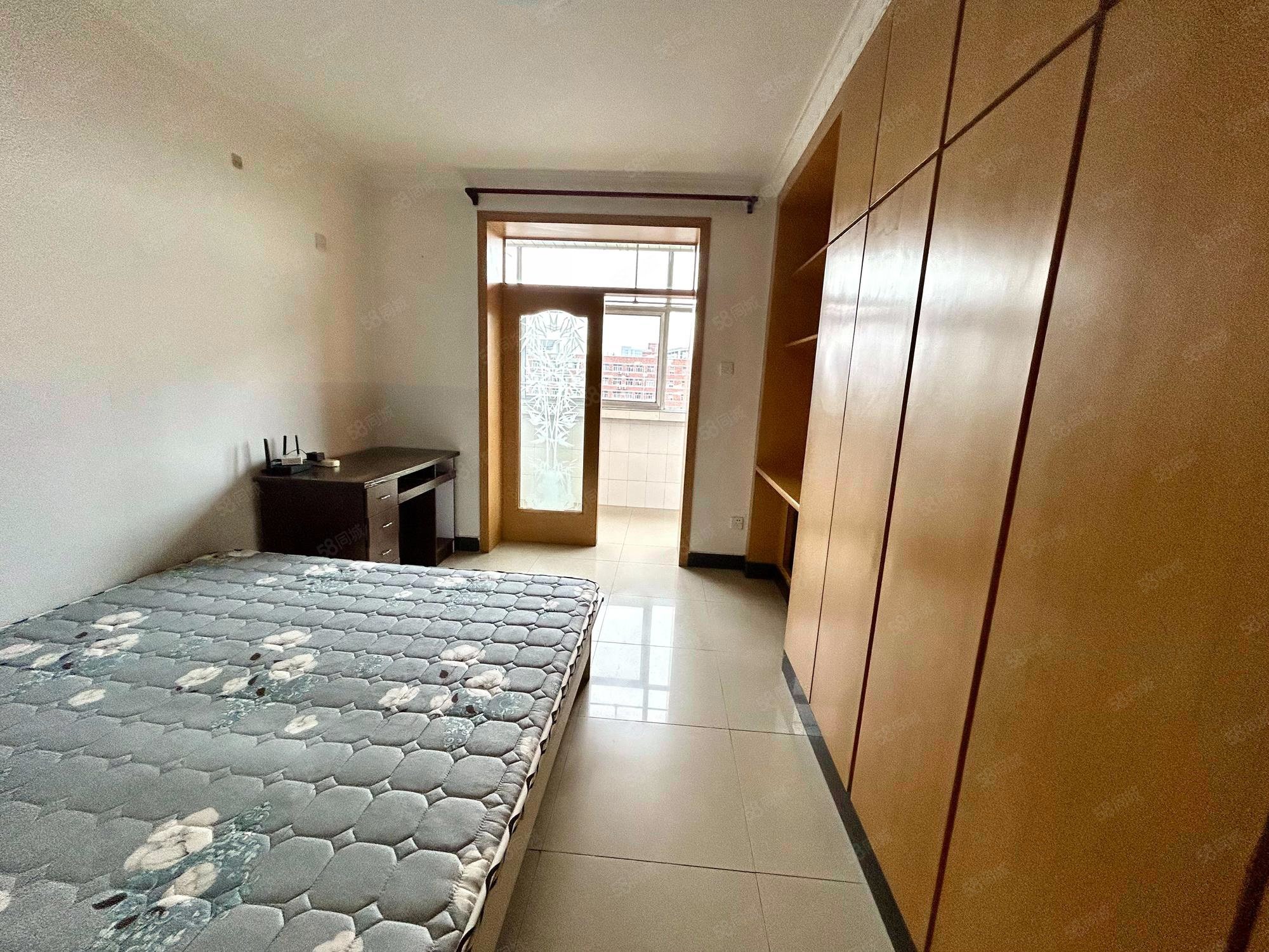 園丁西園2室1廳1衛(wèi)81.12㎡南北128萬