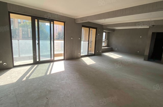 万城理想公馆4室2厅130㎡100万二手房图片