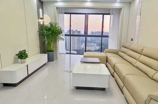 滨江春天4室3厅172㎡88万二手房图片