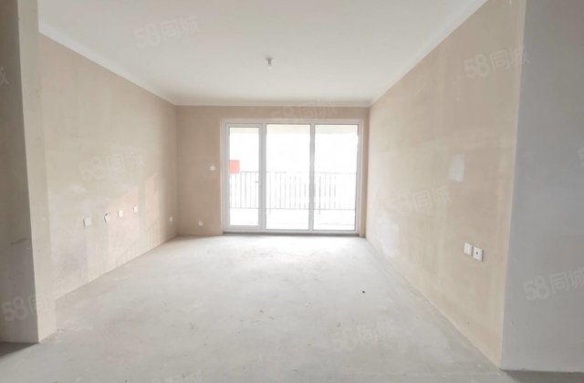 龙泰城4室2厅136㎡116万二手房图片