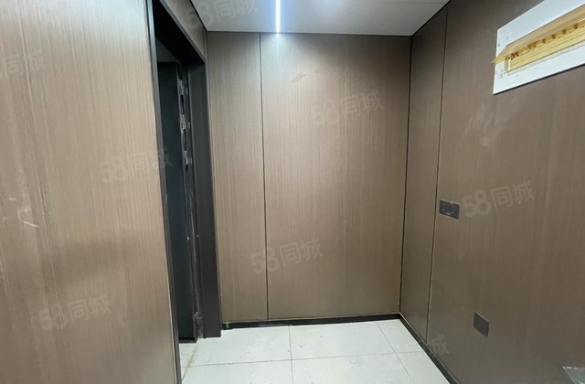 别墅！送50万硬装！60平院子！赠83平负一层！开发区！
