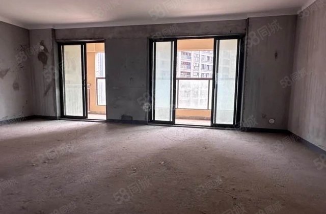 保利城誉峰花园C区5室2厅181.5㎡215万二手房图片