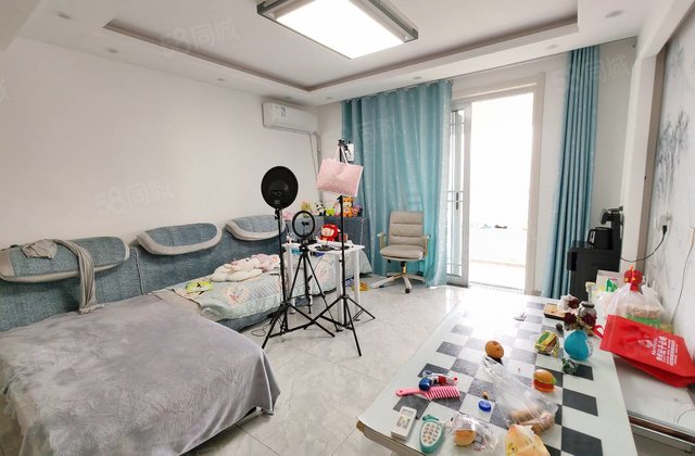 新上！双阳台！阿卡迪亚 三室两厅 南北通透 精装修 送储藏室