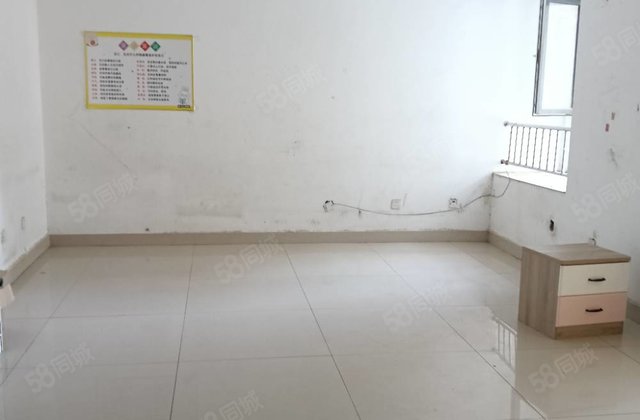 汽车站附近，金柱康城，温馨两居，电梯房，水城国际