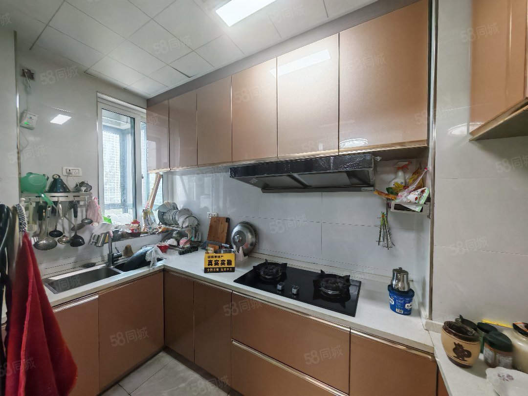 常隆花园3室2厅2卫121.7㎡南70万