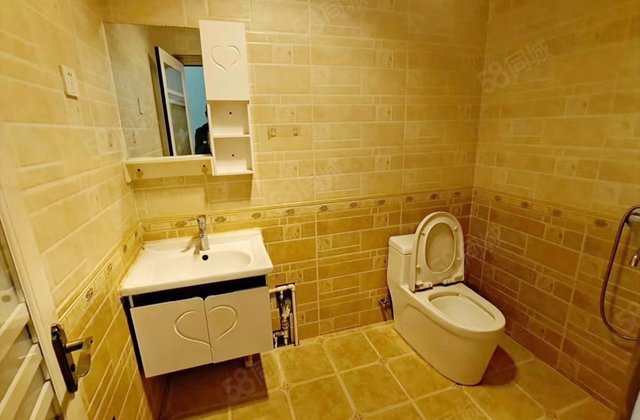 紫郡长安(南区)1室0厅47.54㎡68万二手房图片