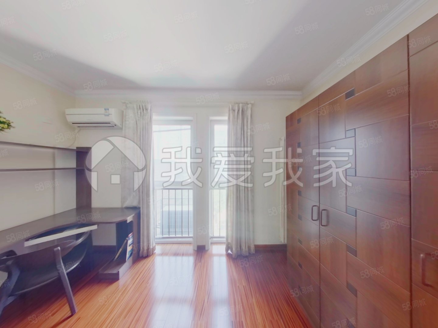 建邦華府3室2廳2衛(wèi)165.6㎡南北1050萬