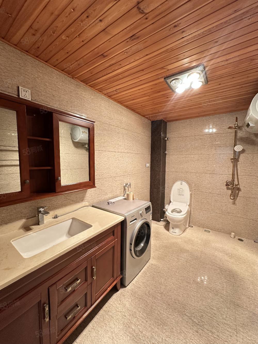 东方新城3室2厅1卫129㎡南北58.8万