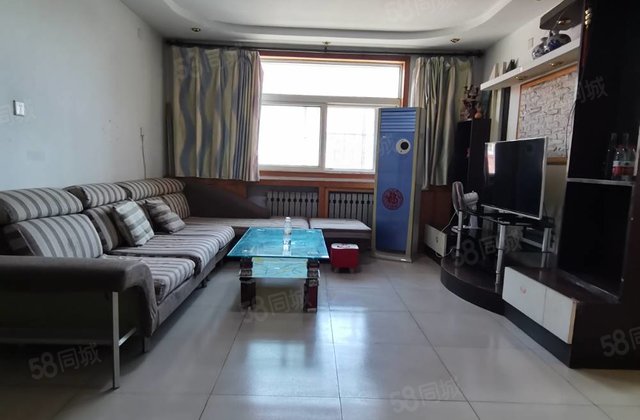 急售！！水晶丽城西邻家属院仅售59.9万！停车特别方便