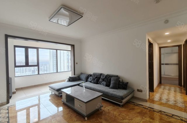 单价八千多 碧桂园国岳府 中间楼层 免大税