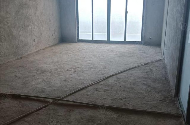 教育小区3室2厅120㎡65万二手房图片