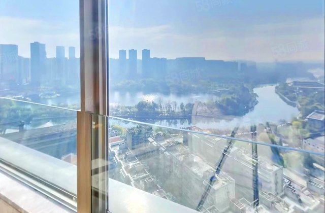 保利天悦中心4室2厅196.67㎡788万二手房图片