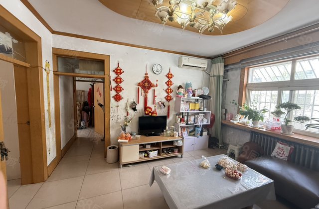 文轩 一中 检察院家属院 低楼层三室两厅 停车方便免大税
